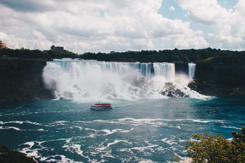 Photo Diary: Niagara Falls Day&nbsp;Trip